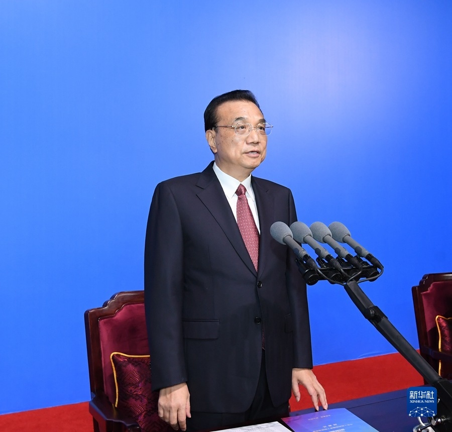 9月27日晚，中華人民共和國第十四屆運(yùn)動(dòng)會(huì)在陜西西安閉幕。中共中央政治局常委、國務(wù)院總理李克強(qiáng)出席閉幕式并宣布運(yùn)動(dòng)會(huì)閉幕。新華社記者 申宏 攝