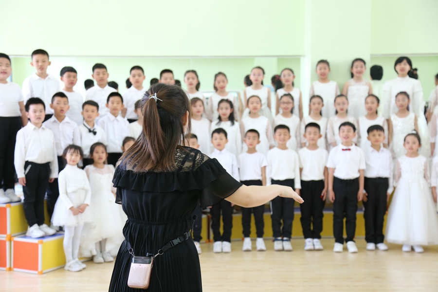 南門(mén)外小學(xué)萬(wàn)達(dá)校區(qū)合唱團(tuán).JPG