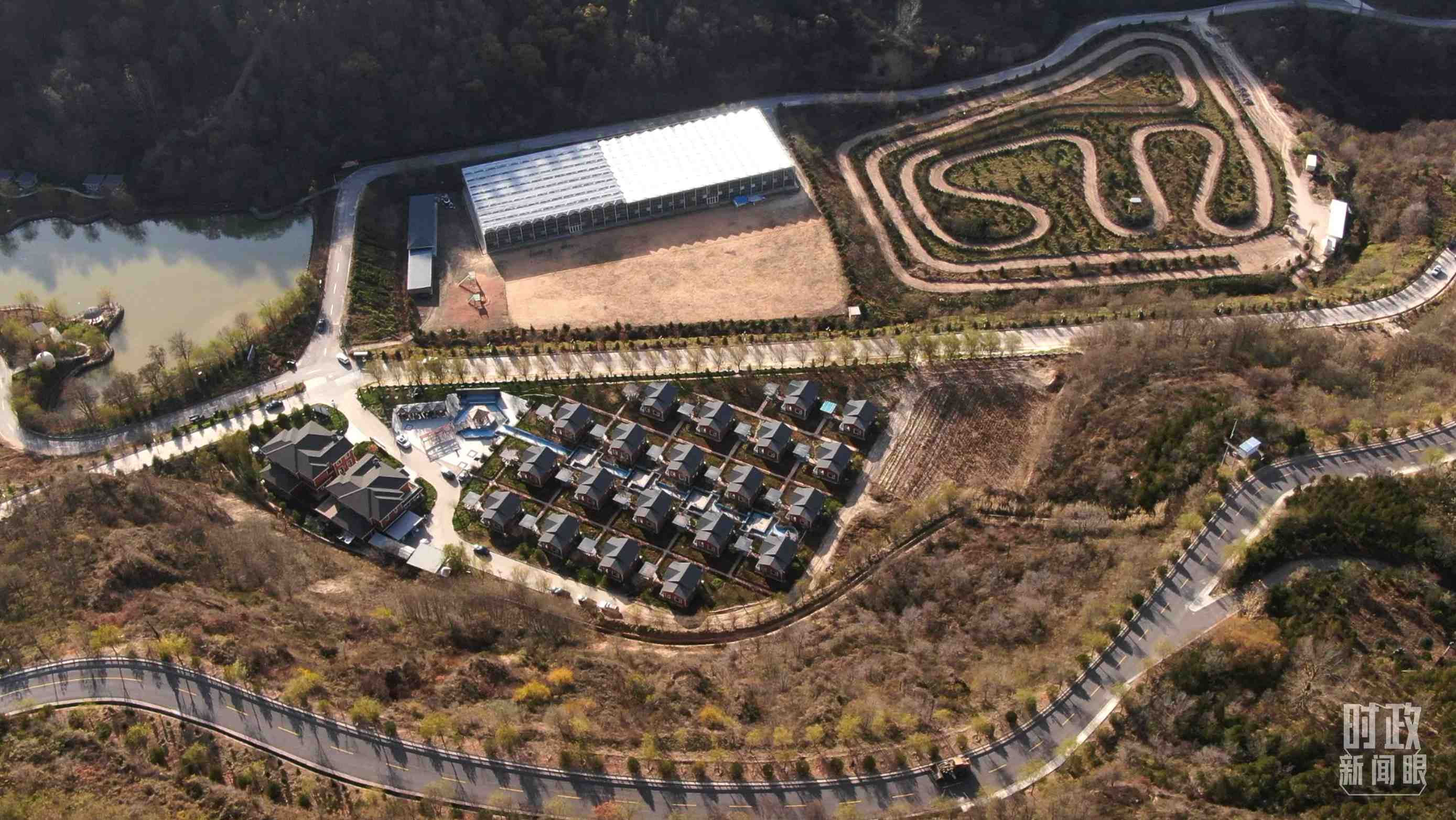 △延安市安塞區(qū)高橋鎮(zhèn)南溝村。2022年10月，總書記曾到這里考察調(diào)研。（總臺記者劉海濤、錢金庫拍攝）