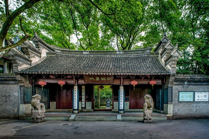 天一閣正門。 天一閣博物院供圖