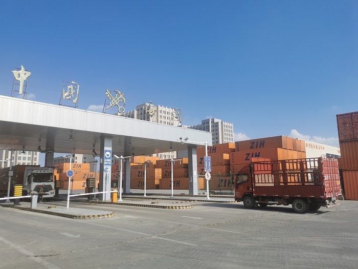 鄭州國際陸港海關(guān)監(jiān)管場(chǎng)所。鄭州車站海關(guān)供圖