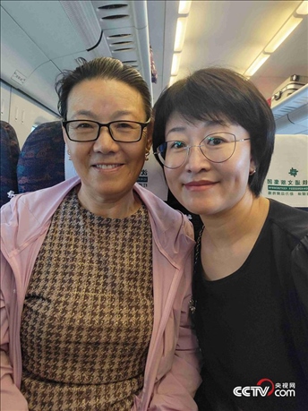 （呼群、寶力母女 受訪者供圖）