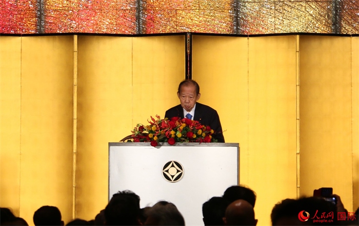 日中友好議員聯(lián)盟會長二階俊博發(fā)表致辭。人民網(wǎng) 許可攝