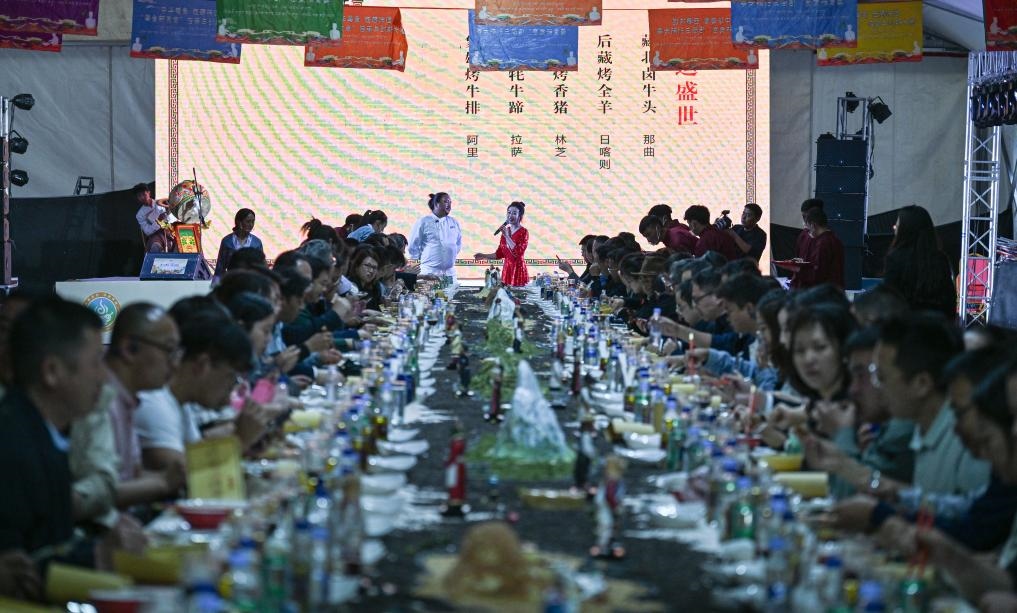西藏味道美食體驗周活動現(xiàn)場。新華社記者晉美多吉 攝