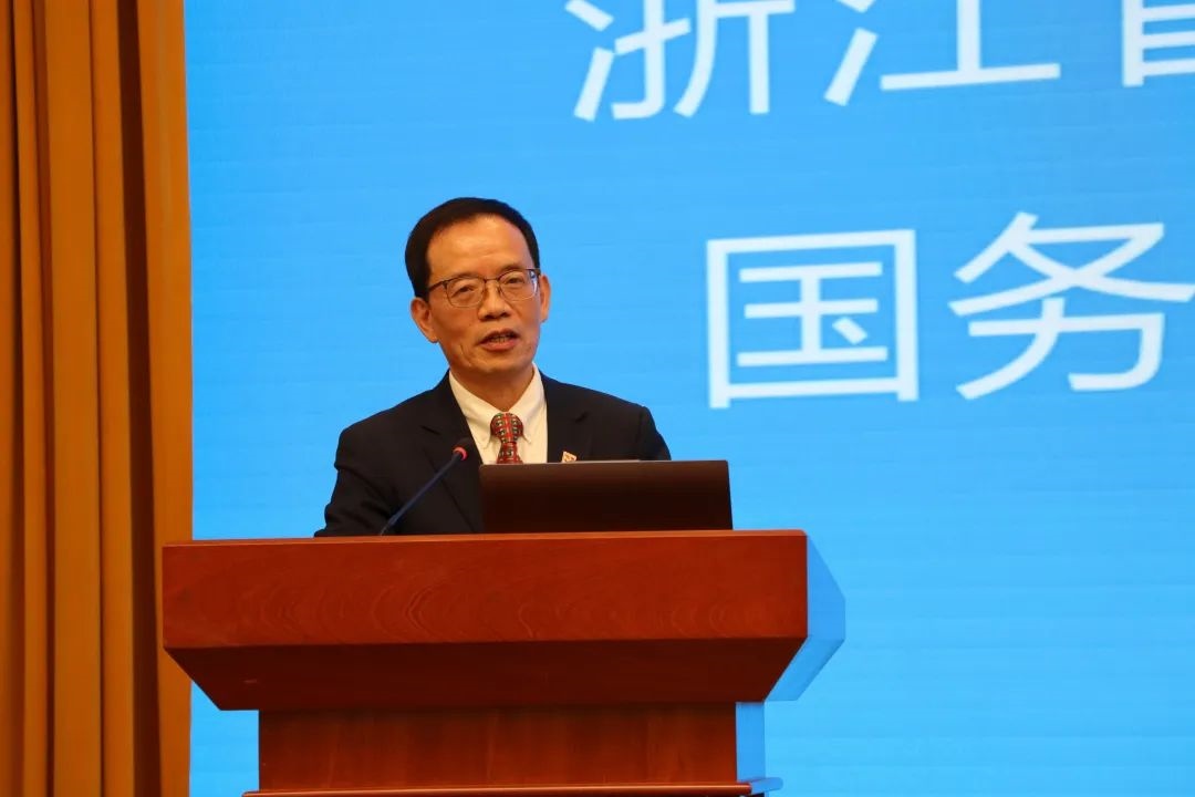 浙江省區(qū)域國別與國際傳播研究智庫聯(lián)盟首席專家、浙江師范大學非洲區(qū)域國別學學部學術委員會常務副主任劉鴻武致辭。主辦方供圖