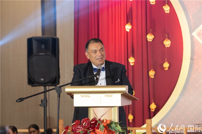 菲外交部副部長多明戈出席年會并致辭。人民網(wǎng)記者樊帆 攝