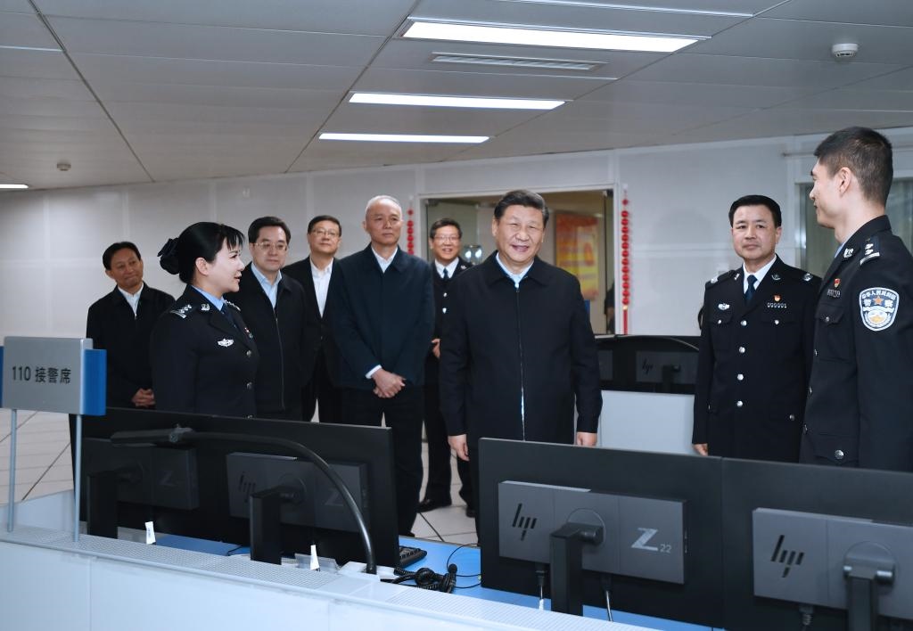 2019年2月1日上午，習近平總書記在北京市公安局看望慰問公安民警，并向全國廣大公安民警拜年。新華社記者 謝環(huán)馳 攝