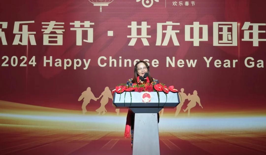南非旅游部長德利萊女士致辭。中國駐南非大使館供圖