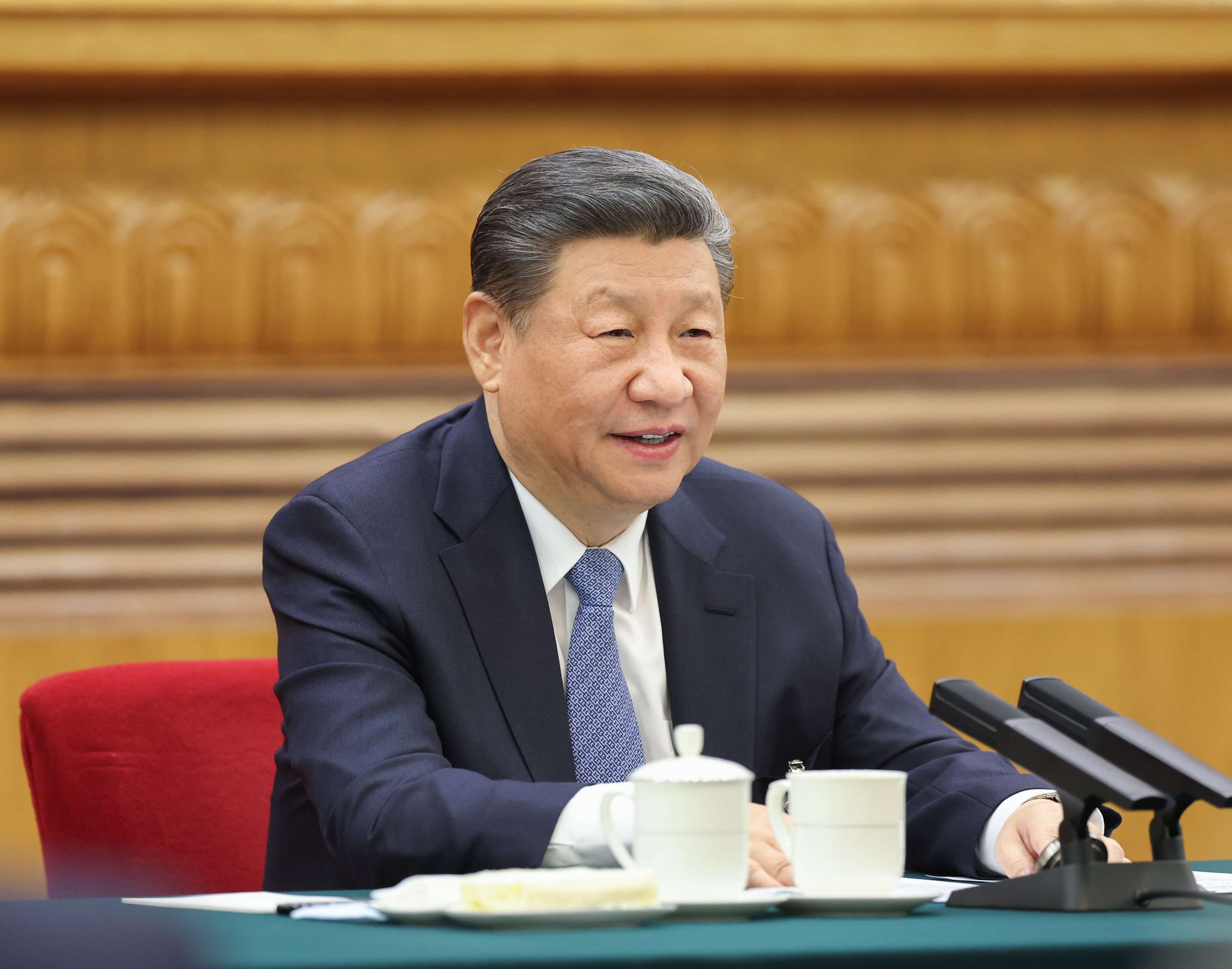 △ 2024年3月5日，習(xí)近平總書記參加他所在的十四屆全國(guó)人大二次會(huì)議江蘇代表團(tuán)審議。