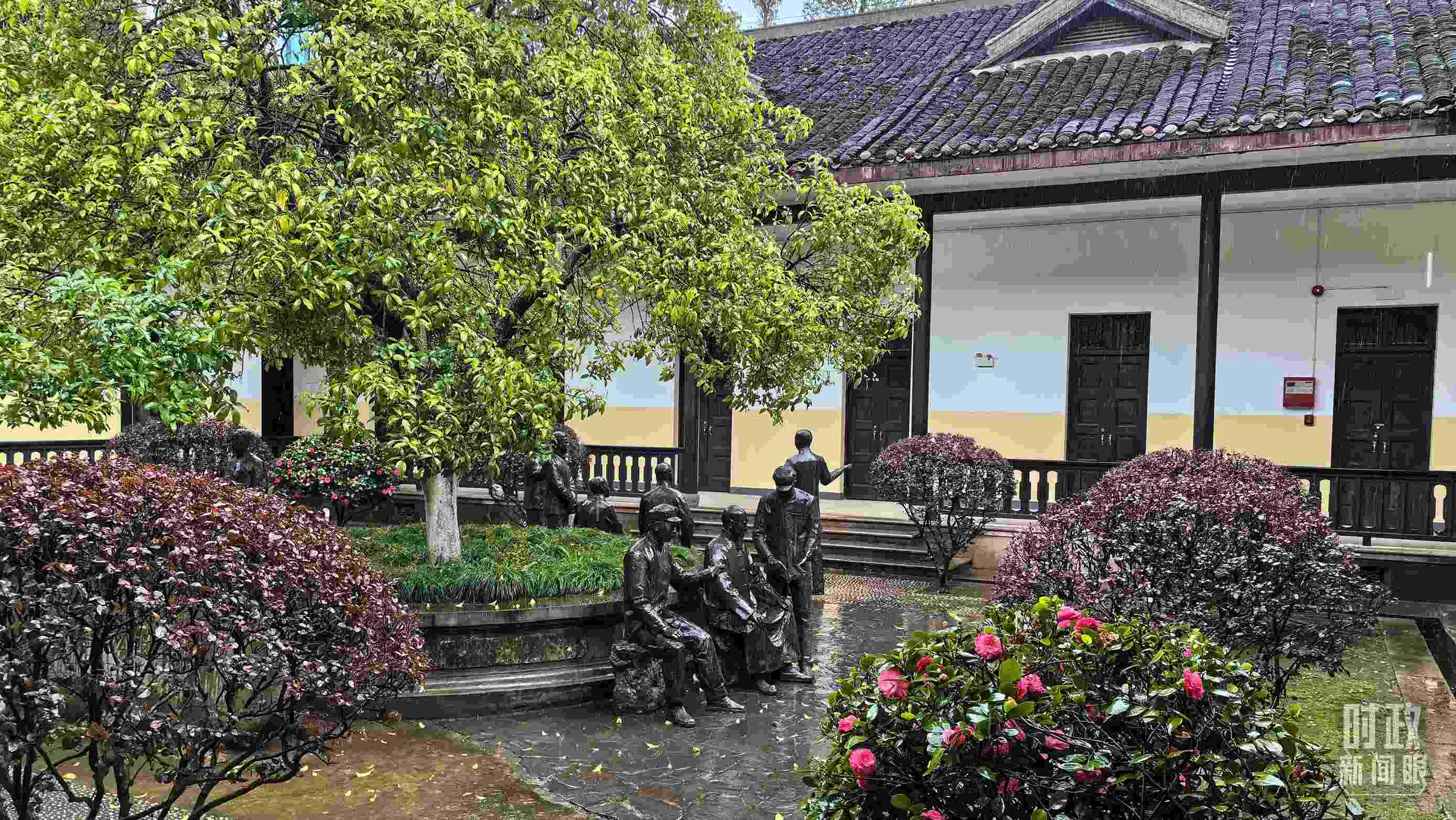 △湖南第一師范學(xué)院（城南書院校區(qū)）校園里。（總臺央視記者趙化拍攝）