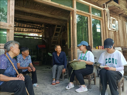 △ 2022年7月，華中師范大學生命科學學院鄉(xiāng)村振興之旅暑期實踐隊赴湖北省恩施市宣恩縣長潭河侗族鄉(xiāng)開展“生態(tài)文明助力鄉(xiāng)村振興”暑期社會實踐活動。