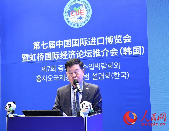 韓國貿(mào)易協(xié)會專務(wù)理事金高鉉發(fā)言。 人民網(wǎng) 程安康攝