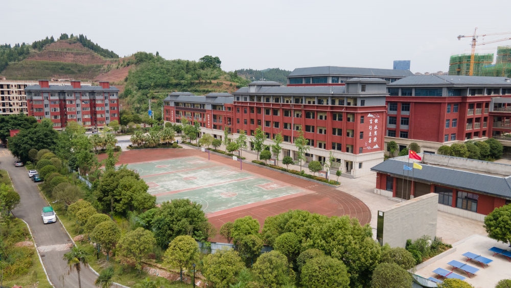 這是5月31日拍攝的之江小學(xué)校園。