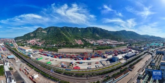 這是6月26日拍攝的中哈連云港物流合作基地（無人機(jī)照片）。新華社記者 季春鵬 攝