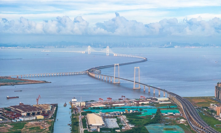 2024年6月27日拍攝的深中通道全景。新華社記者 毛思倩 攝
