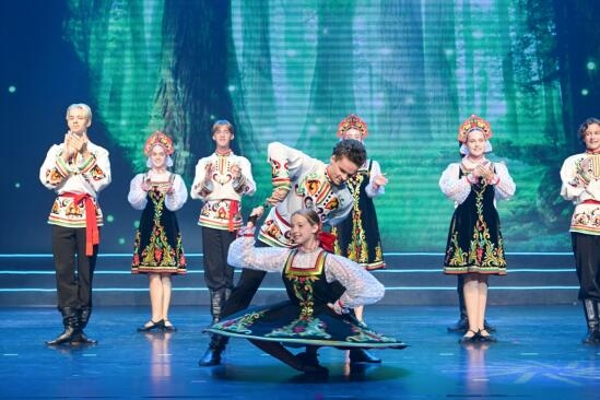 第十屆“歡動(dòng)北京”開(kāi)幕，12國(guó)青少年向未來(lái)問(wèn)好