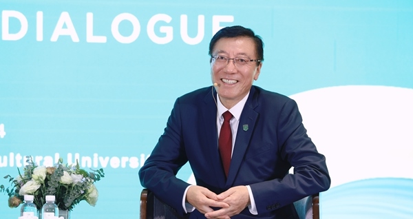 孫其信在2024世界農(nóng)業(yè)科技創(chuàng)新大會首場大咖對話上發(fā)言。中國農(nóng)業(yè)大學(xué)供圖