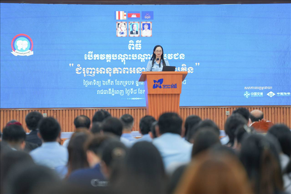 占尼莫在開幕式致辭?；顒又鬓k方供圖