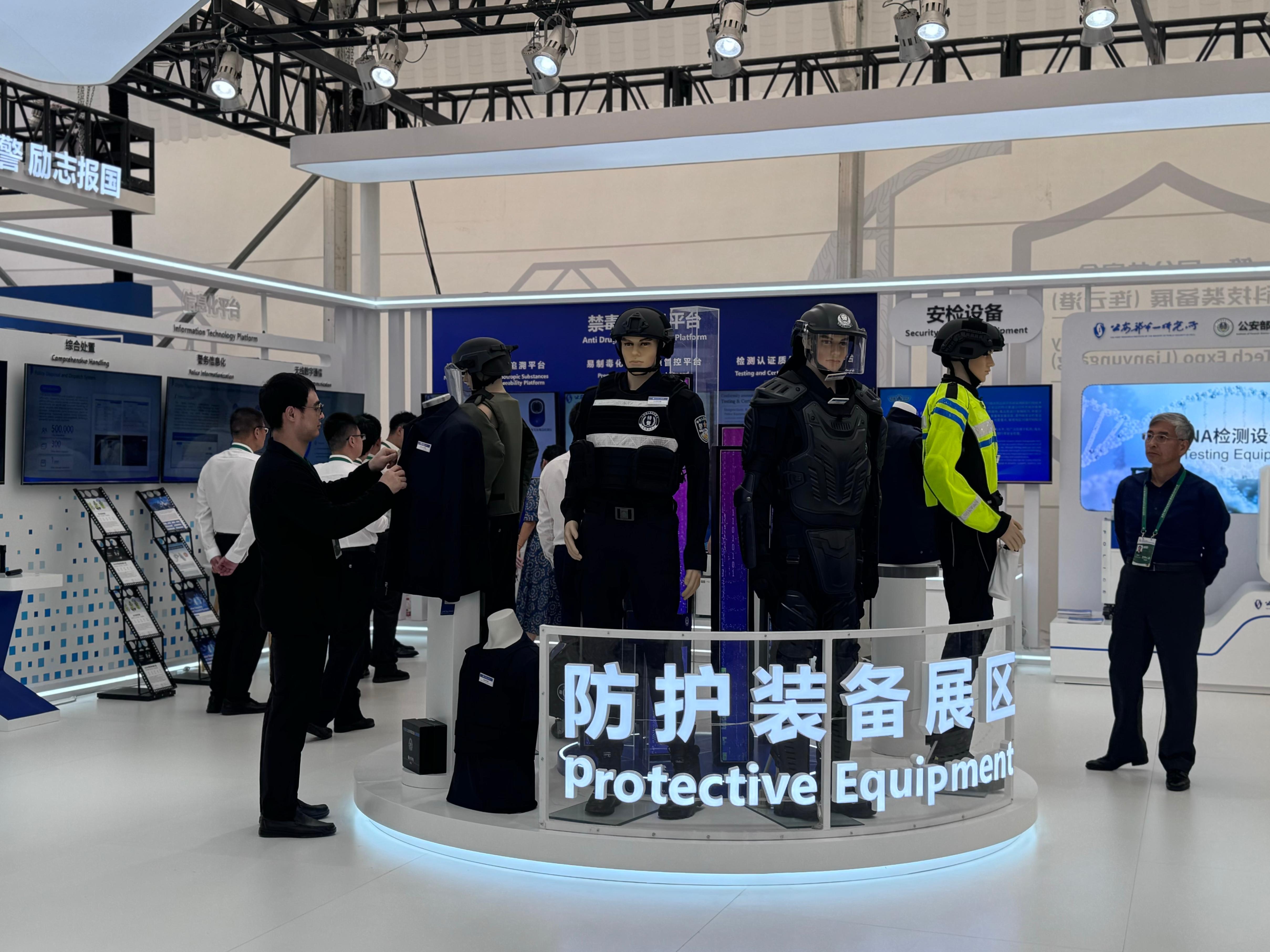 公共安全科技裝備展（連云港）現(xiàn)場。人民網(wǎng)記者 郝萍攝