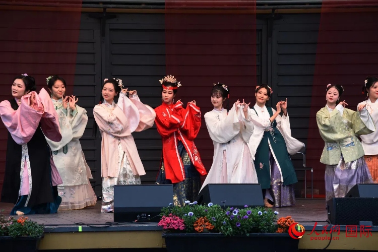 中國舞《紅樓夢》。人民網記者 殷淼攝
