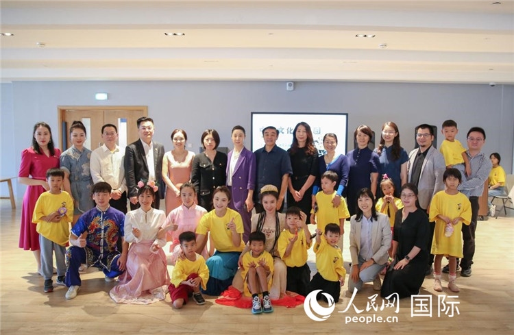 開營(yíng)儀式部分嘉賓合影。人民網(wǎng)中東中心分社塔里克·易卜拉欣攝