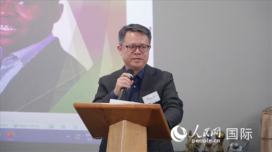 中國(guó)駐南非使館經(jīng)商處參贊邱忠義發(fā)言。 人民網(wǎng) 張茜攝