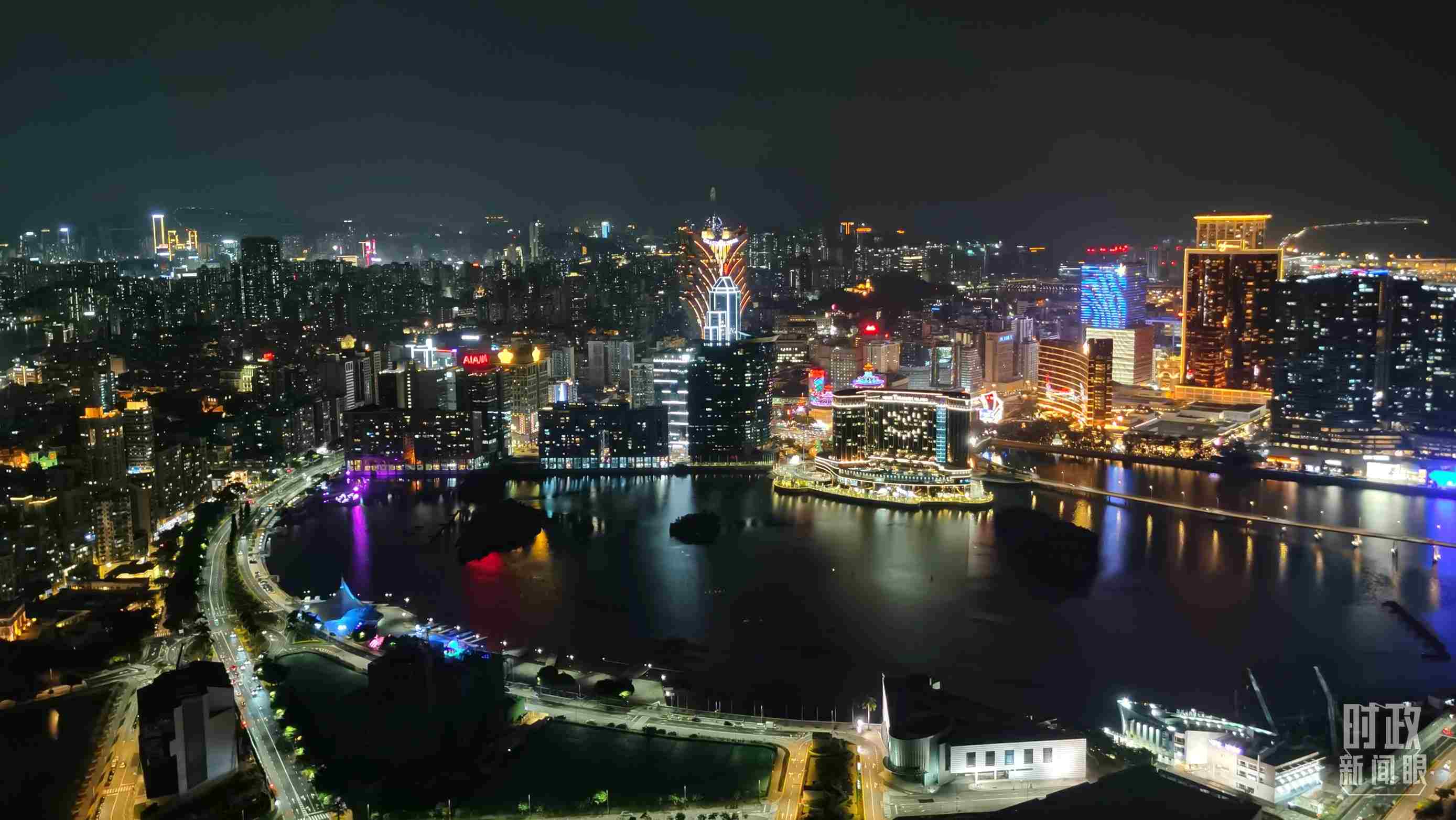 △澳門夜景。（總臺央視記者曹亞星拍攝）