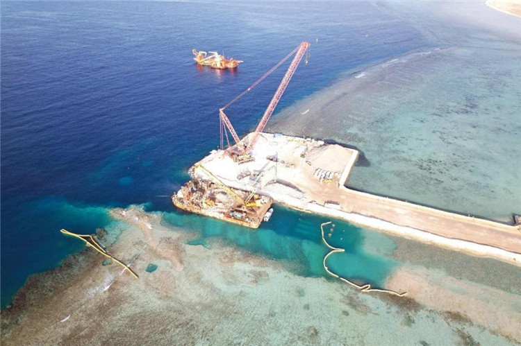 拉比格四期海水淡化項目取水口作業(yè)場景。項目方供圖