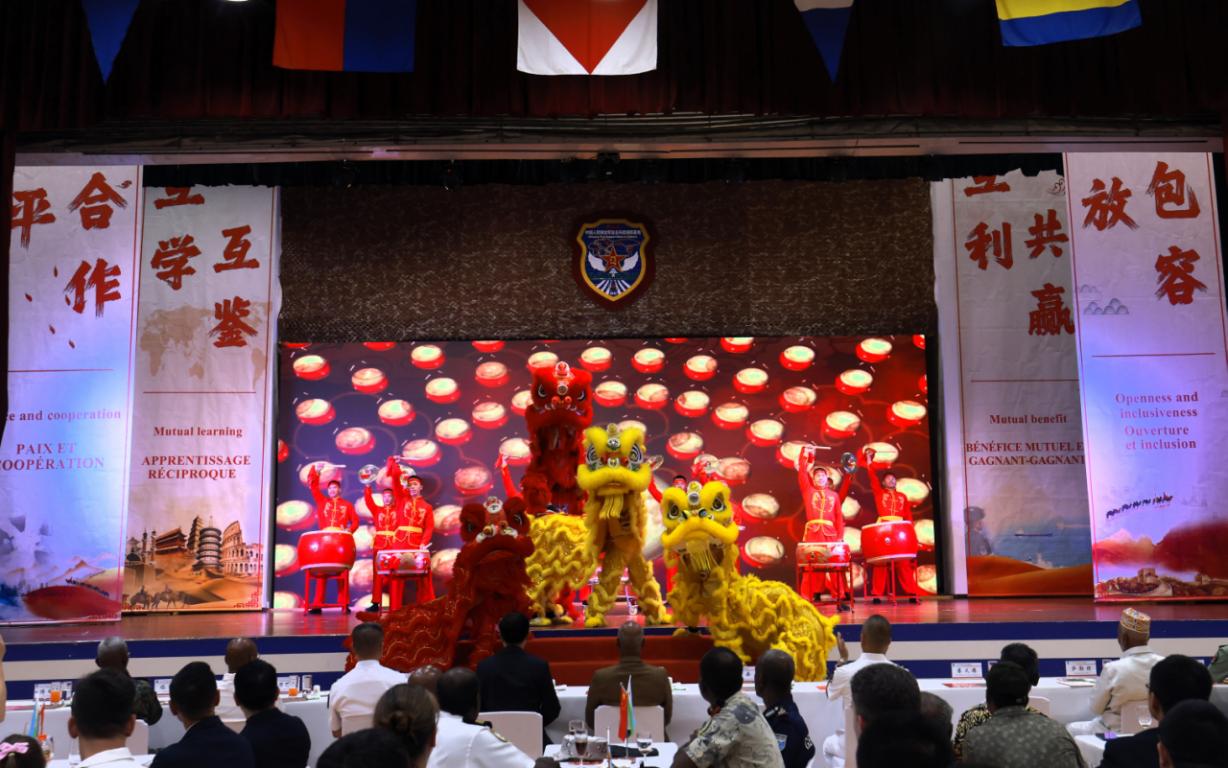 舞獅表演《金獅送?！?。主辦方供圖